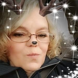 Meet your Posher, Kay